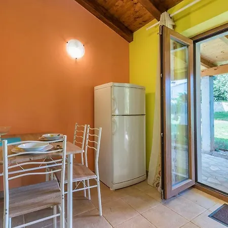 Guest house House Materada 3*