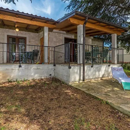 Casa de hóspedes House Materada