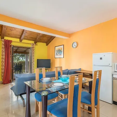 House Materada 3* بوريتش