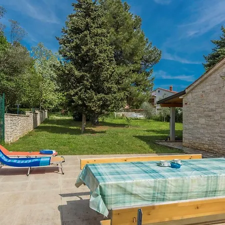 House Materada 3* بوريتش